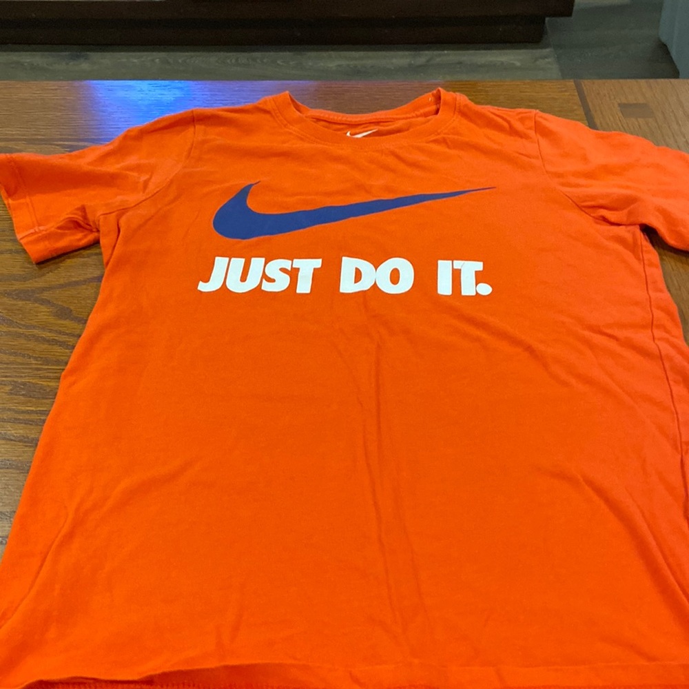 Nike TShirt